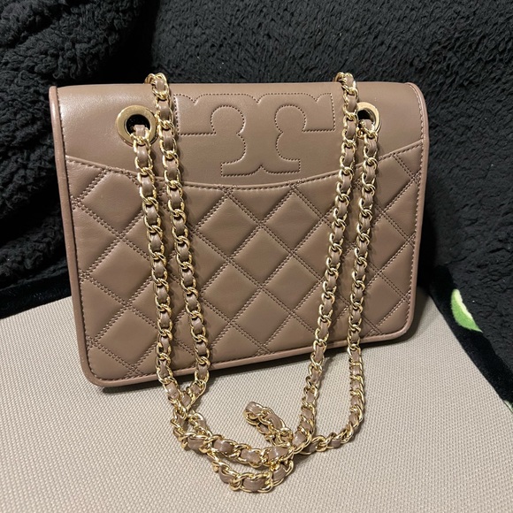 Tory Burch Handbags - Tory Burch Purse